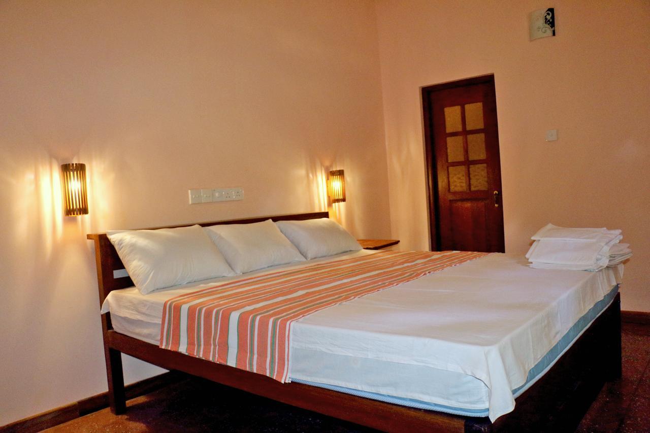 ลาวิช อีโค จังเกิล Hotel ทิซซามาฮารามา ภายนอก รูปภาพ